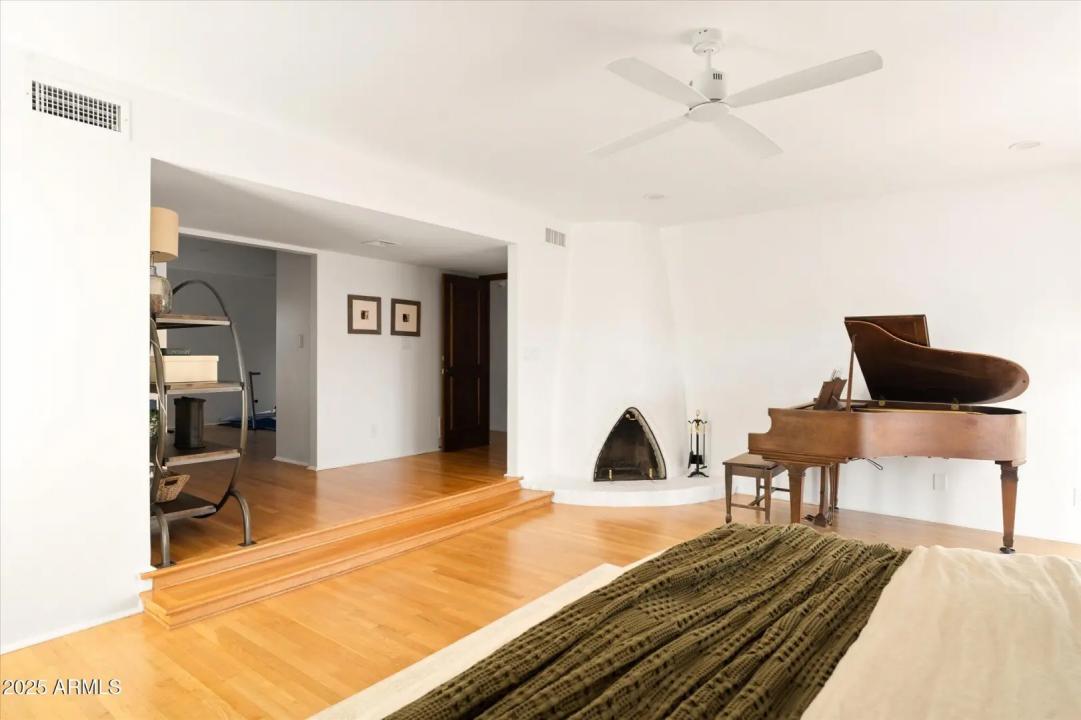 Real Estate Picture 33