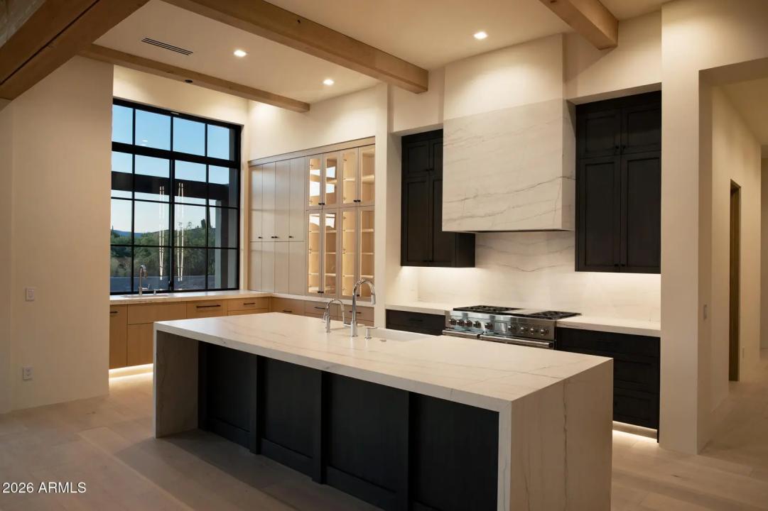 Real Estate Picture 1