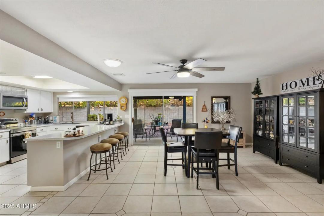 Real Estate Picture 7