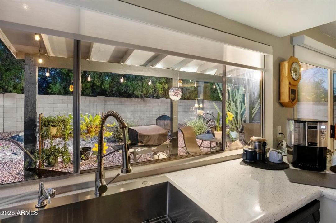 Real Estate Picture 13