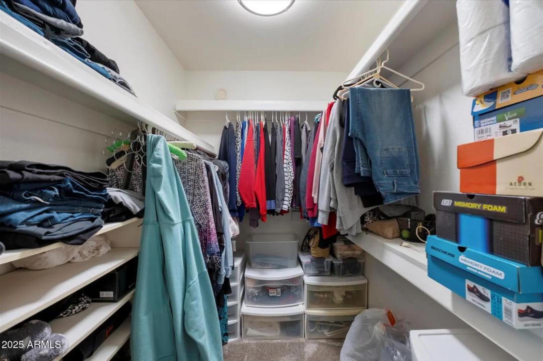 Real Estate Picture 18