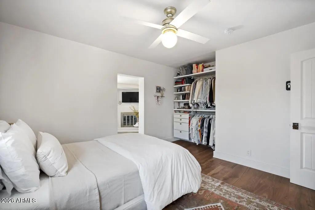 Real Estate Picture 42