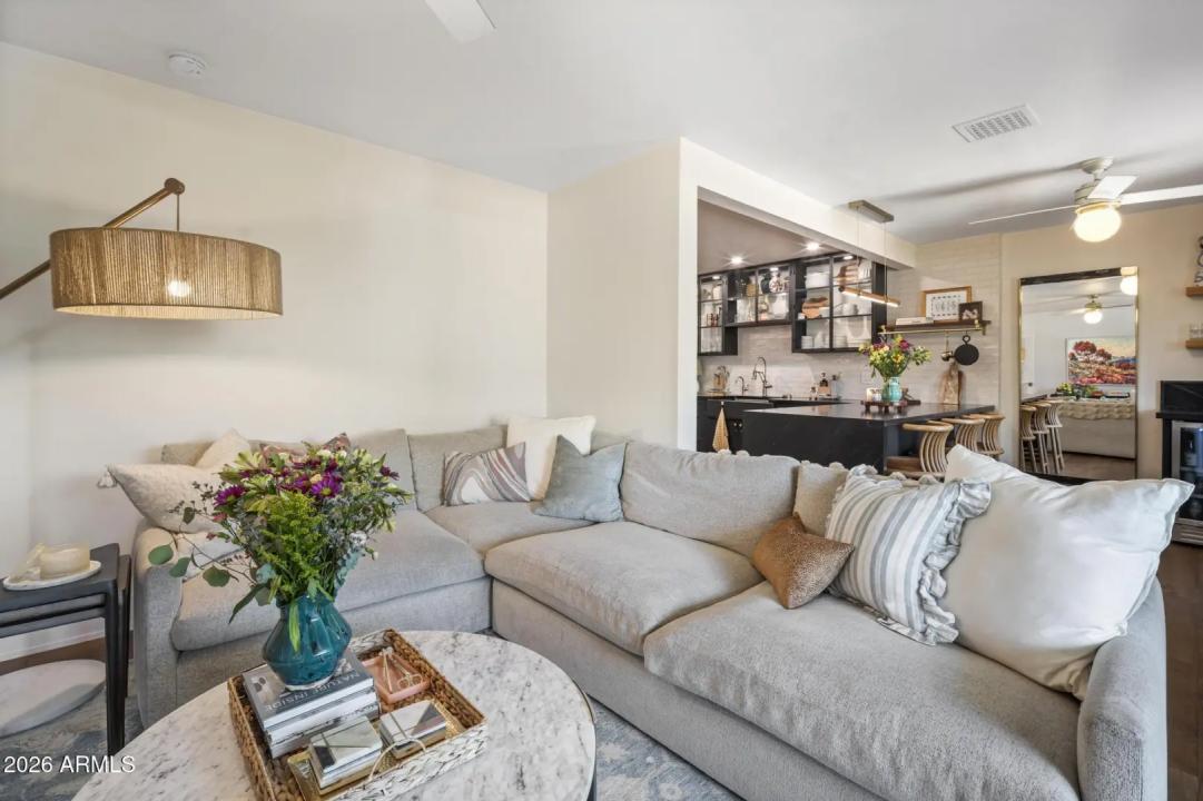 Real Estate Picture 15