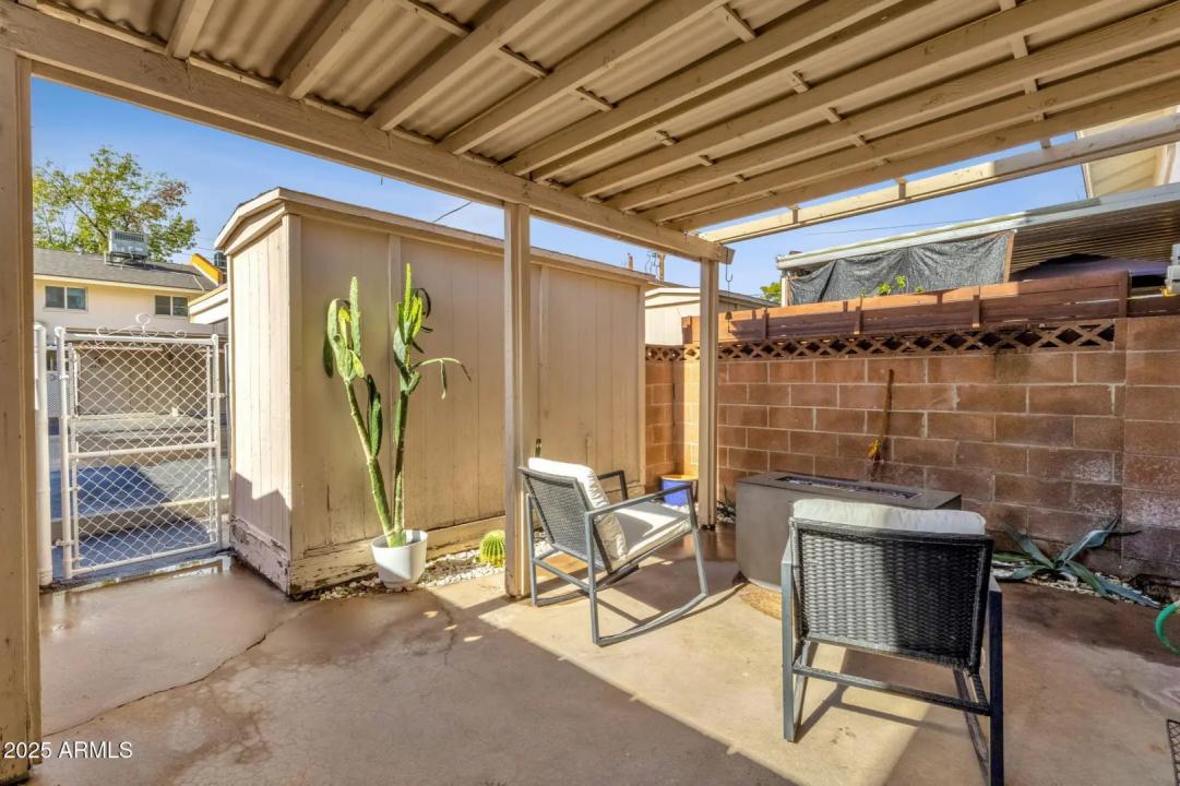 Real Estate Picture 21