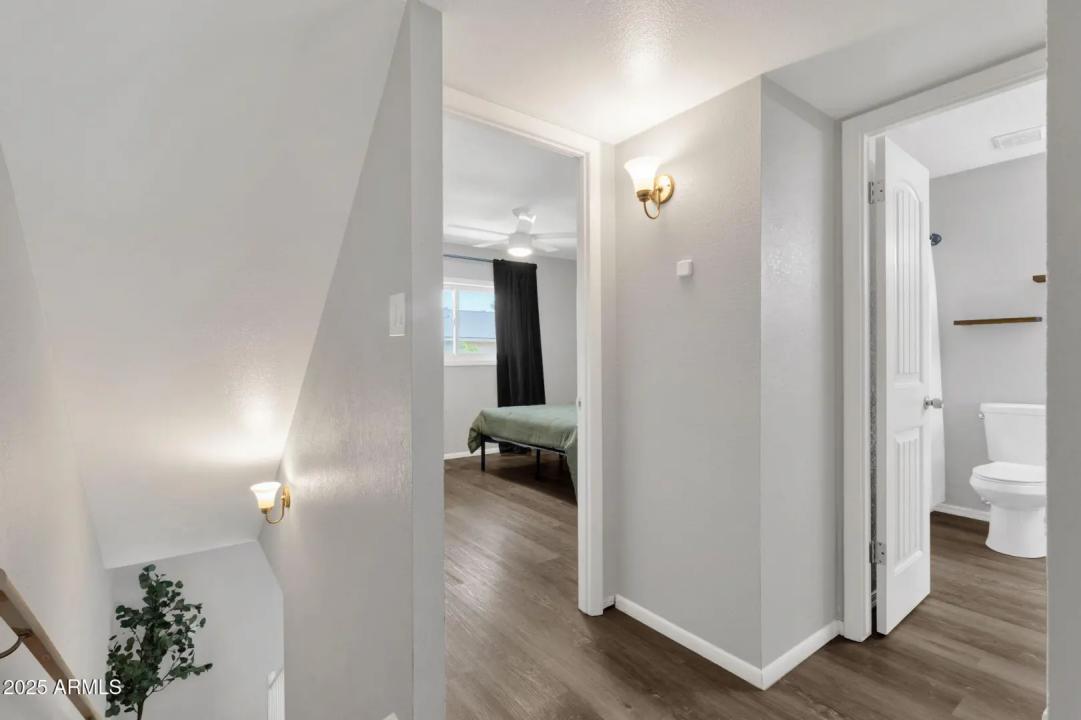 Real Estate Picture 17