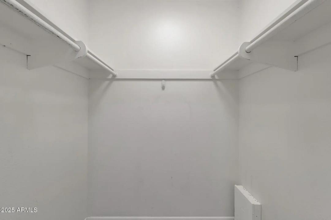 Real Estate Picture 16