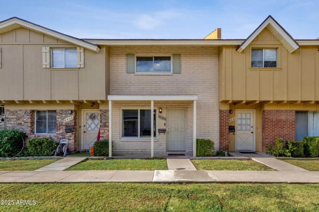 Real Estate Picture 2