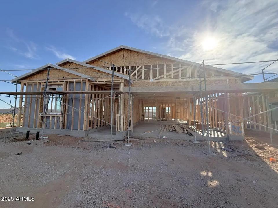 Real Estate Picture 2