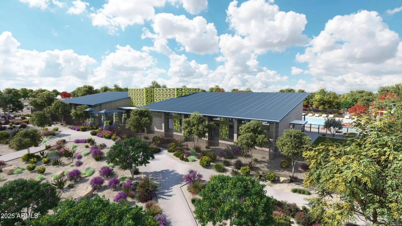 Real Estate Picture 10