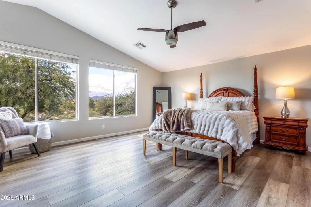 Real Estate Picture 21