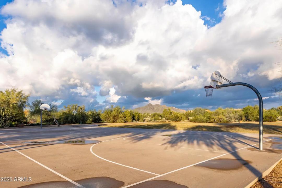 Real Estate Picture 54