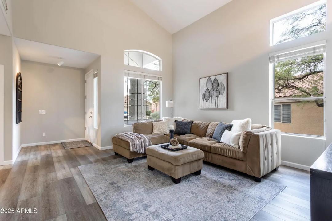 Real Estate Picture 6