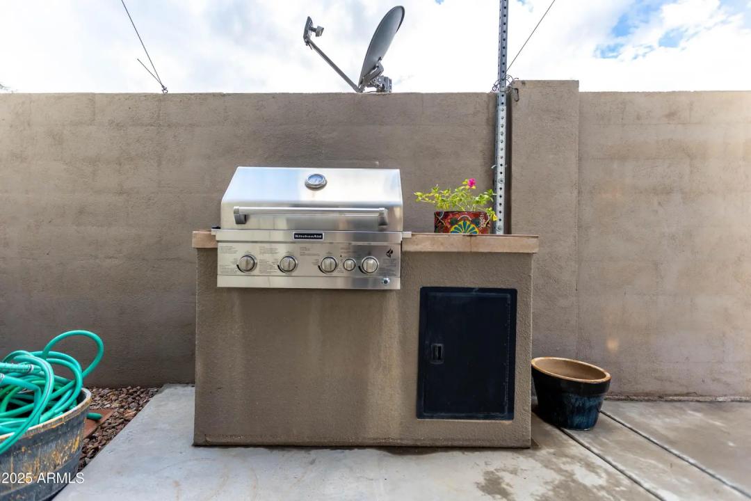 Real Estate Picture 43