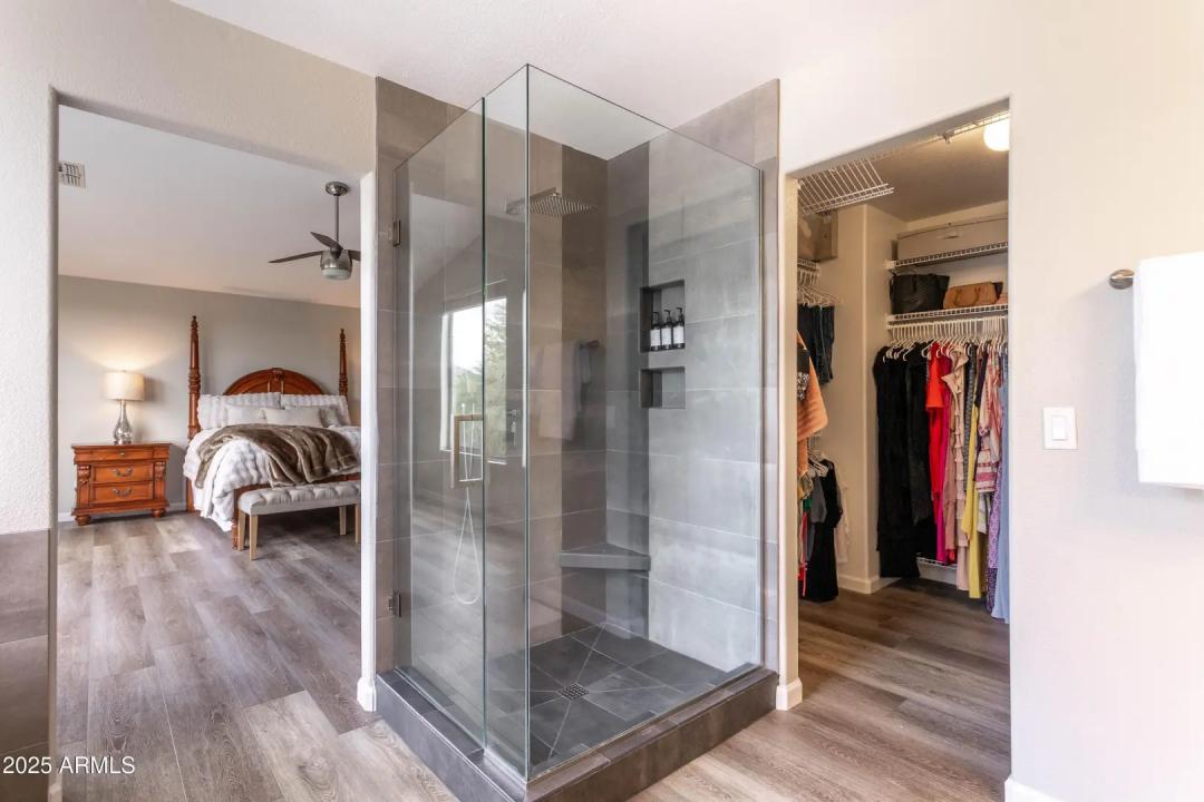 Real Estate Picture 28