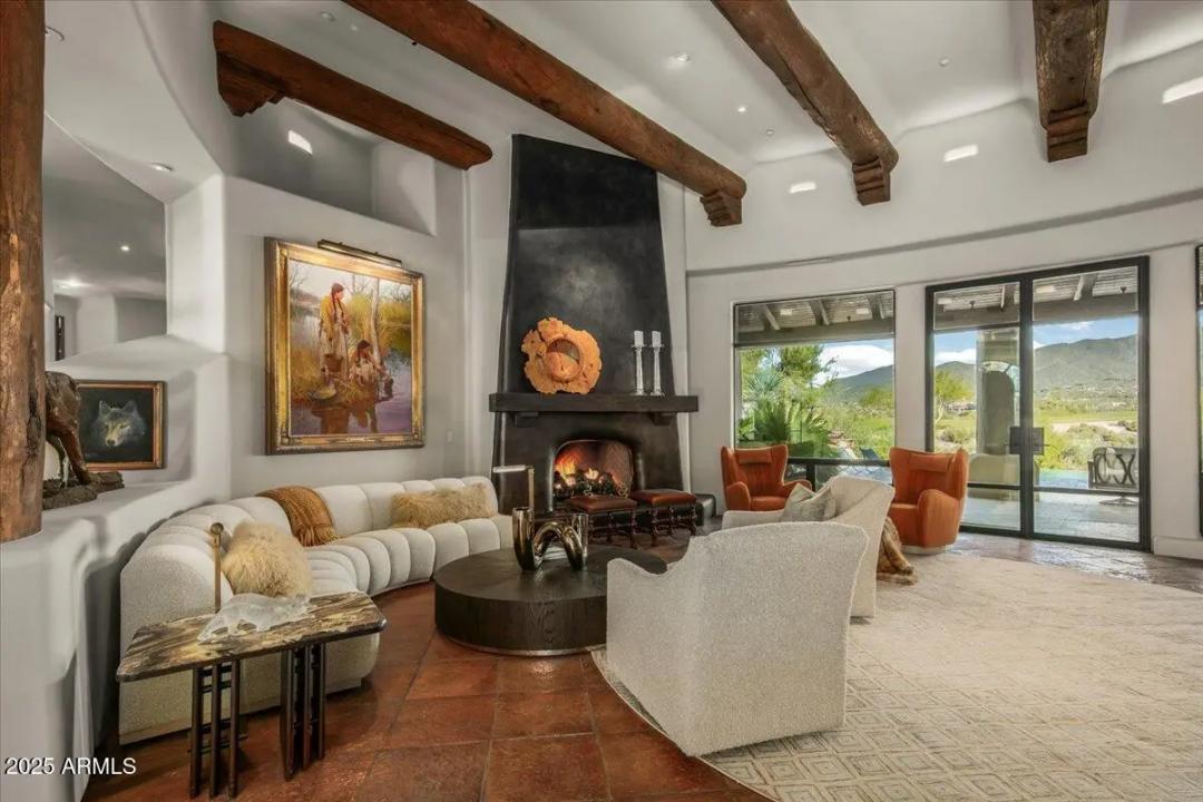 Real Estate Picture 12