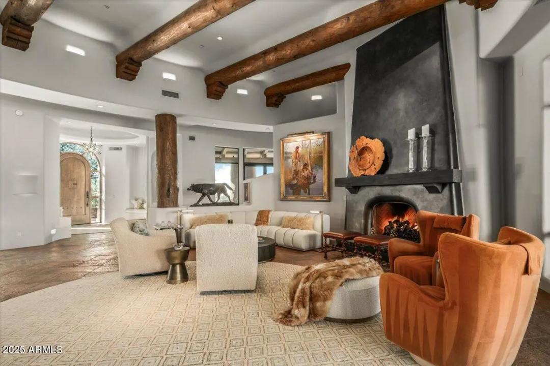 Real Estate Picture 13