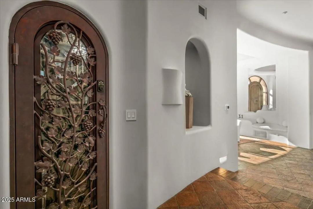 Real Estate Picture 26