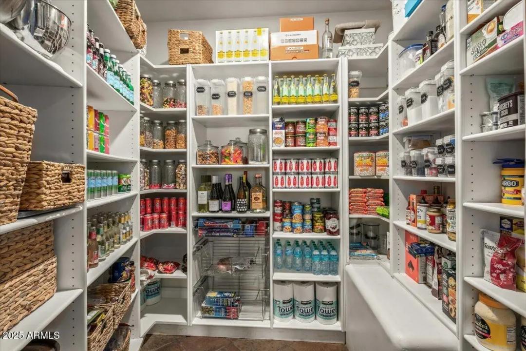 Real Estate Picture 27