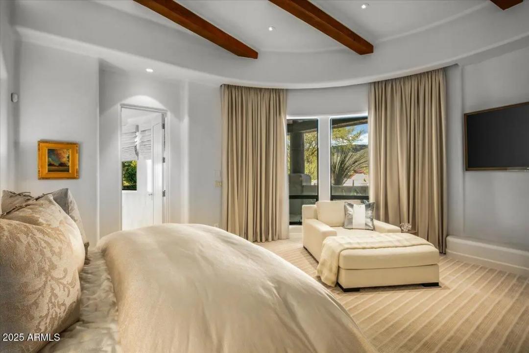 Real Estate Picture 34