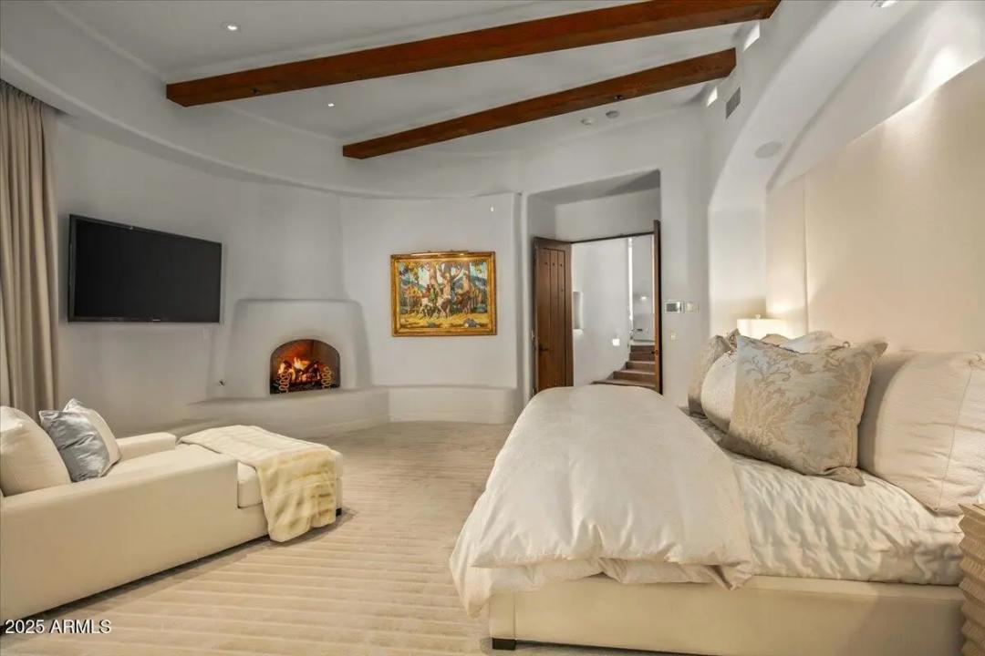 Real Estate Picture 35