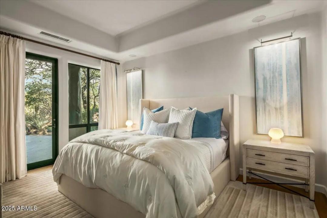 Real Estate Picture 41