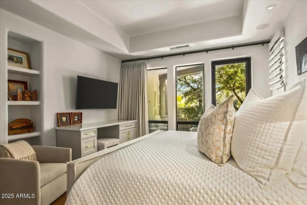 Real Estate Picture 45