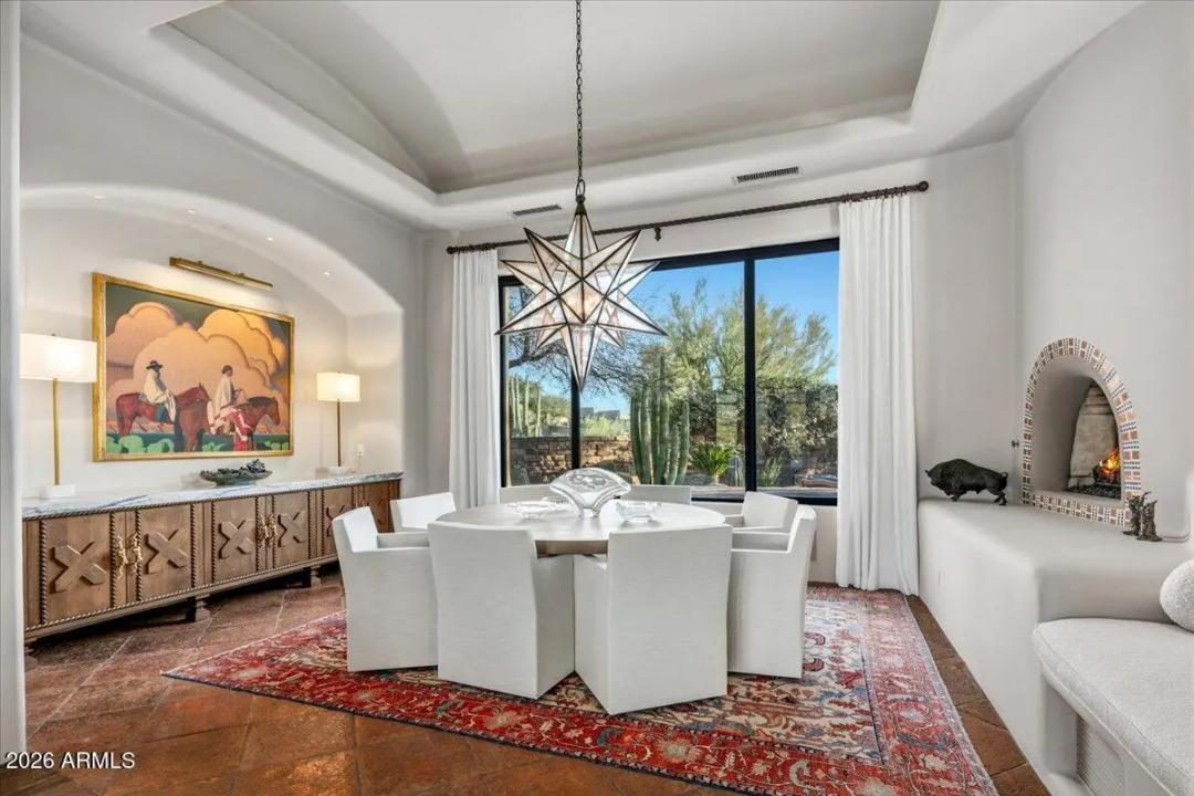 Real Estate Picture 5