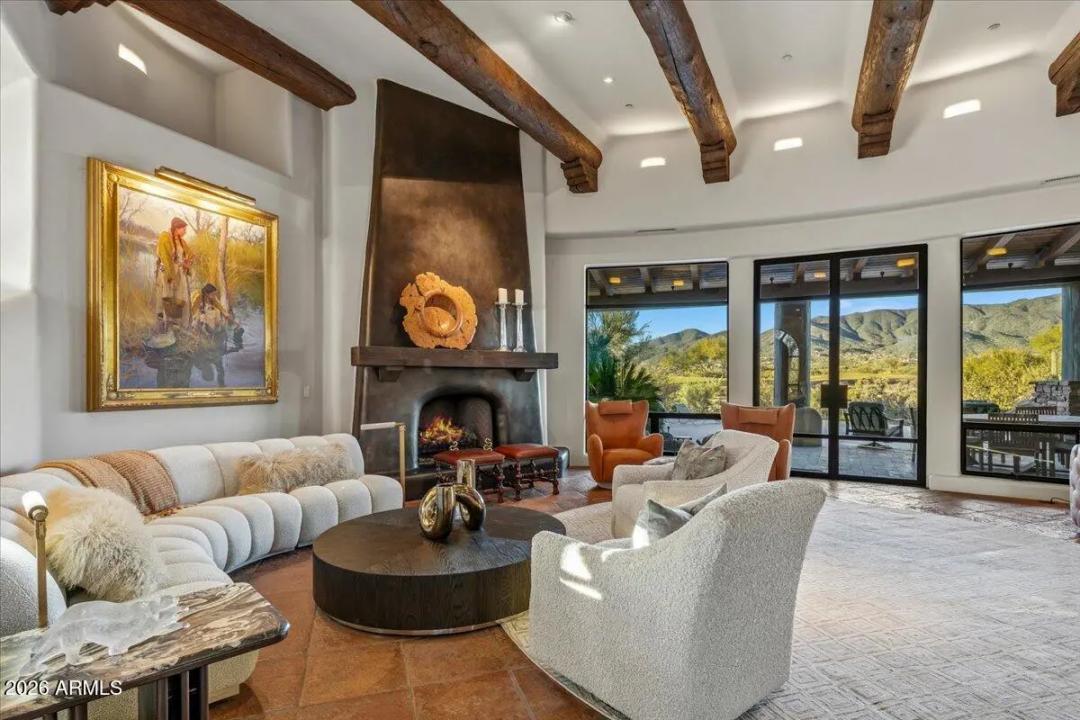 Real Estate Picture 9