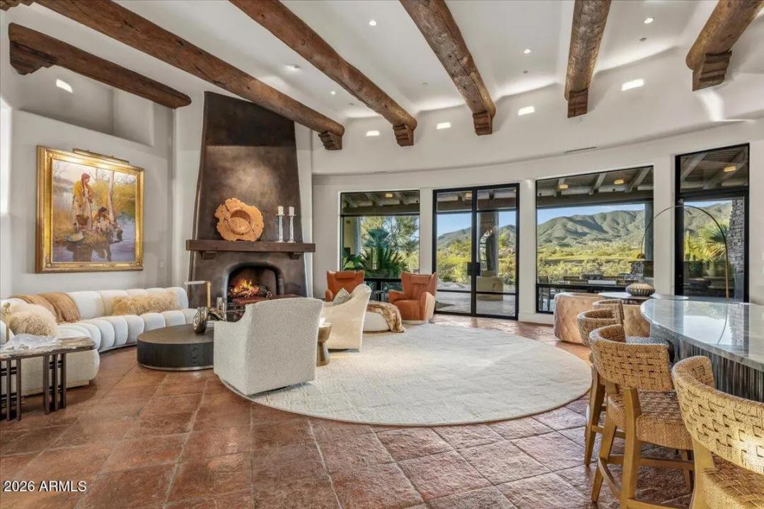 Real Estate Picture 13