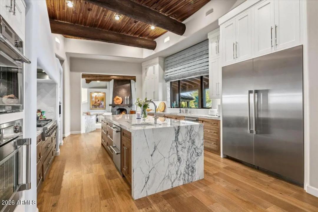 Real Estate Picture 22