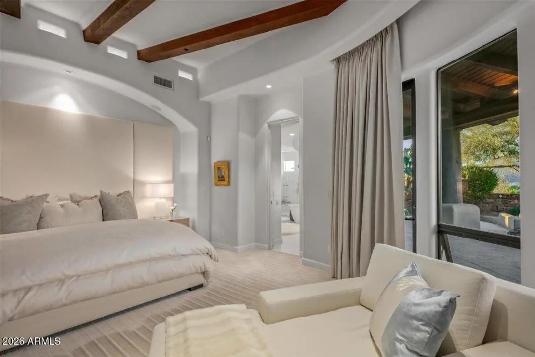 Real Estate Picture 30