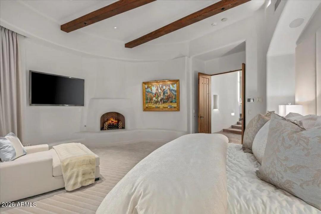 Real Estate Picture 32