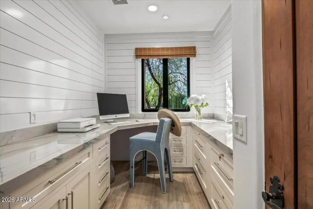 Real Estate Picture 46