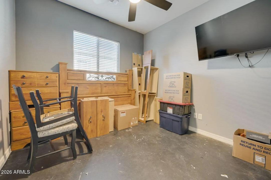 Real Estate Picture 20