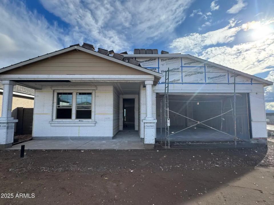 Real Estate Picture 2