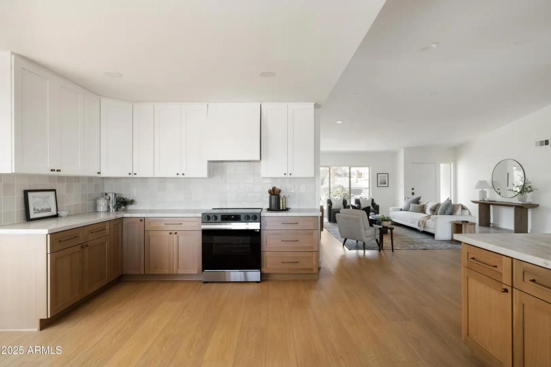 Real Estate Picture 27