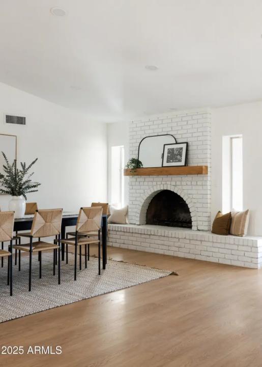 Real Estate Picture 15