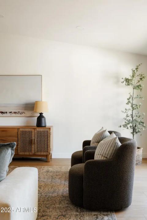 Real Estate Picture 12