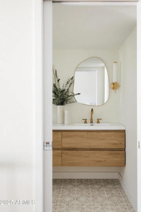 Real Estate Picture 33