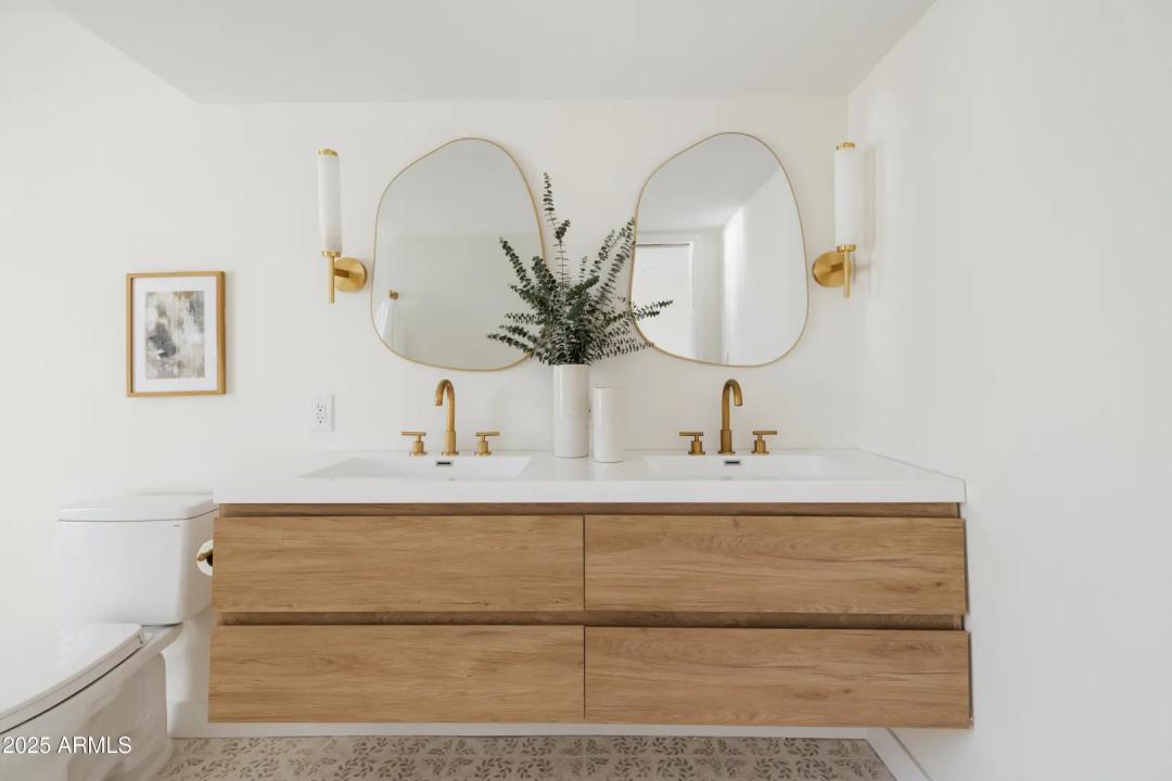 Real Estate Picture 35