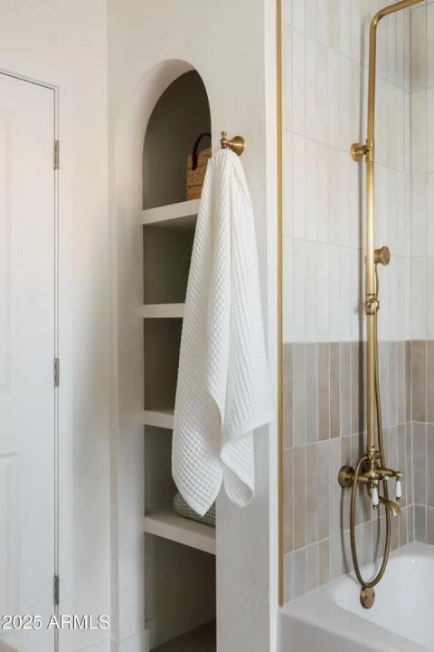 Real Estate Picture 43