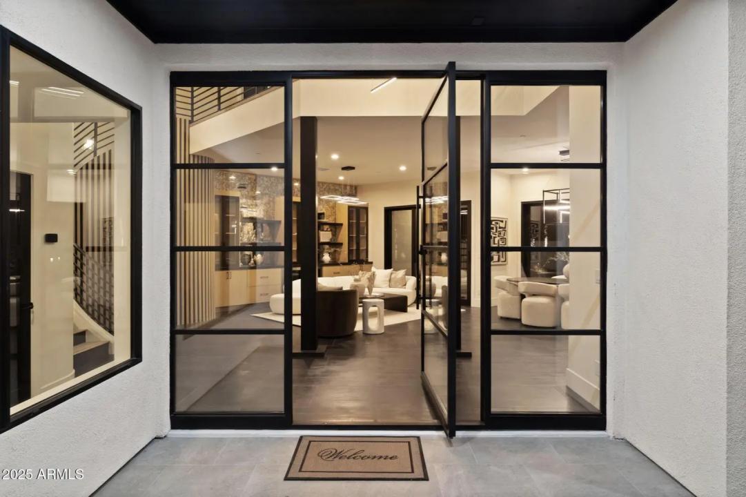 Real Estate Picture 5