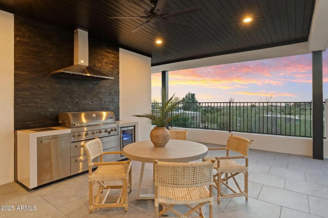 Real Estate Picture 42
