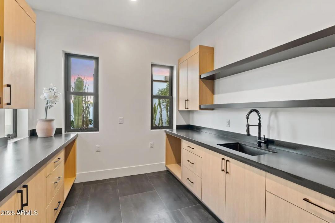Real Estate Picture 45