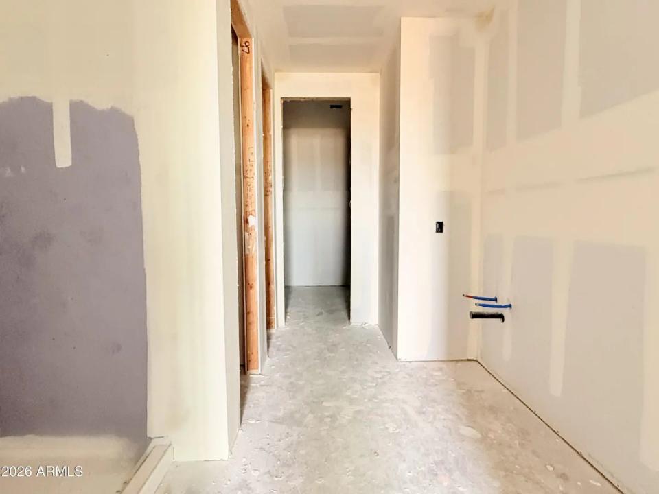 Real Estate Picture 11