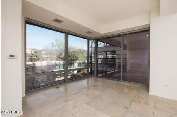 Real Estate Picture 7