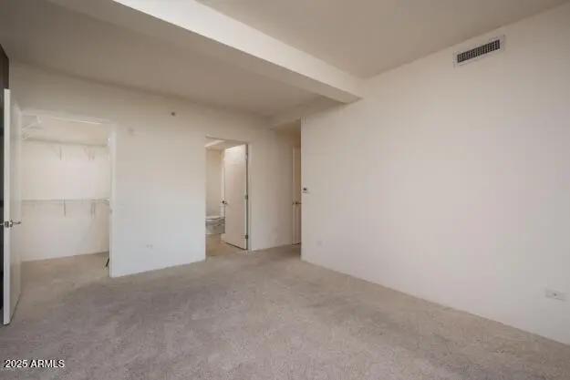 Real Estate Picture 8