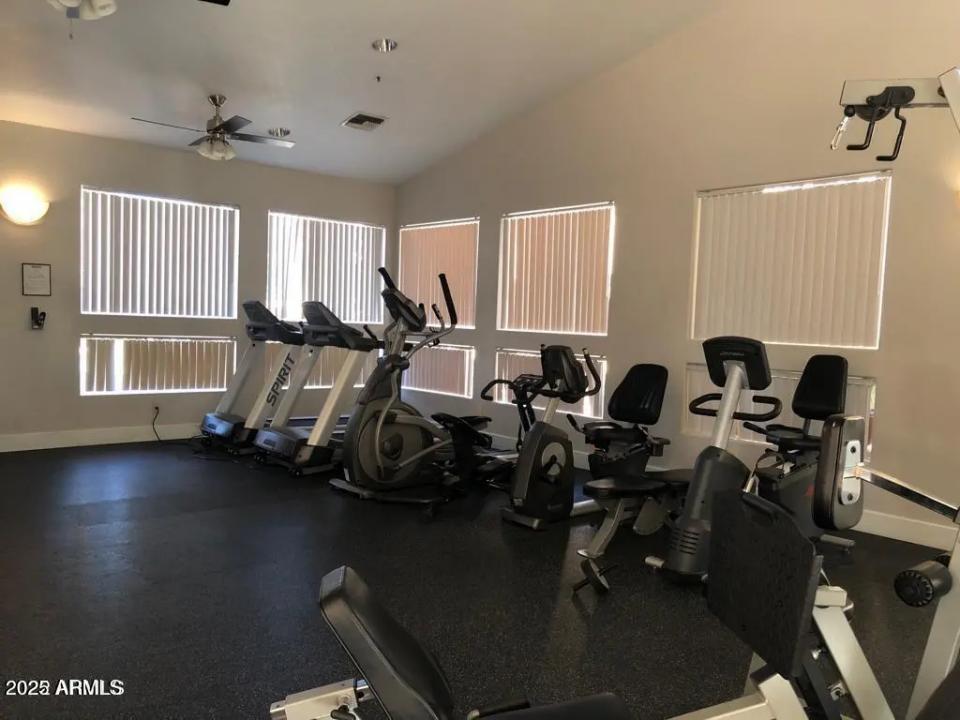 Real Estate Picture 13