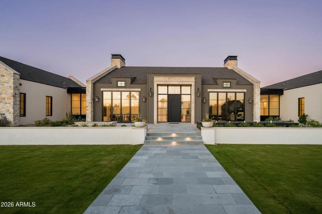 Real Estate Picture 4