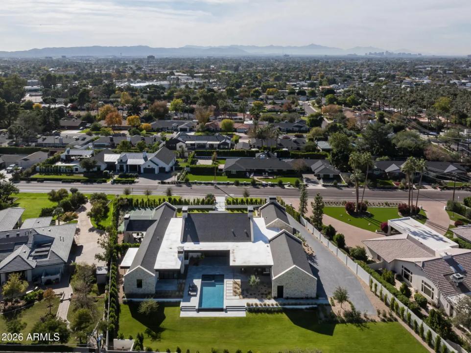 Real Estate Picture 74